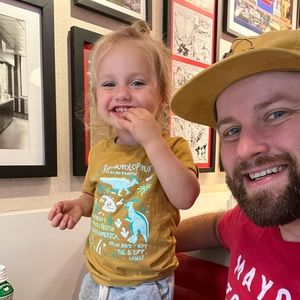 Meet your Posher, Christopher